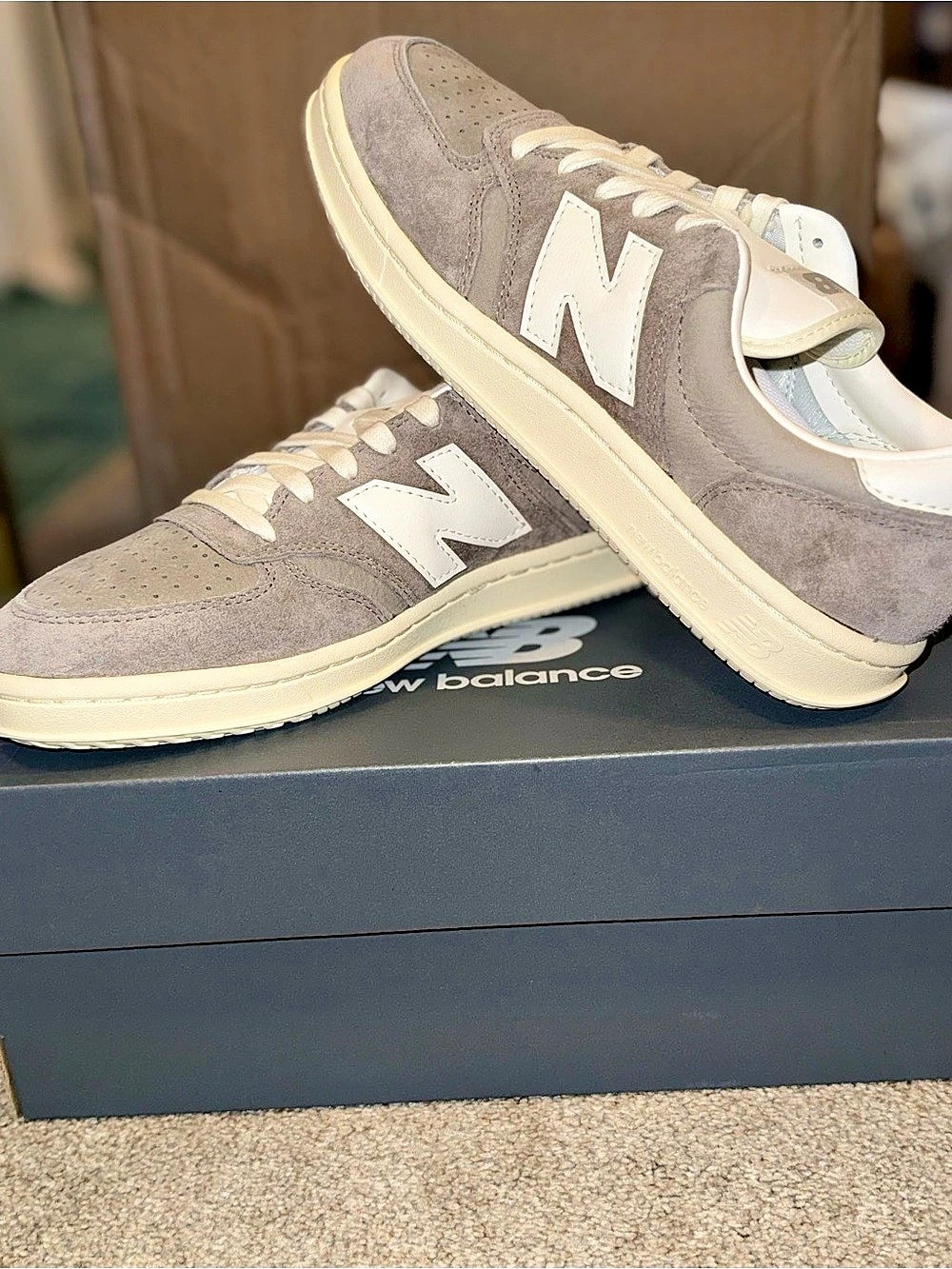 New Balance T500 Brown & White US 8.5 brand new